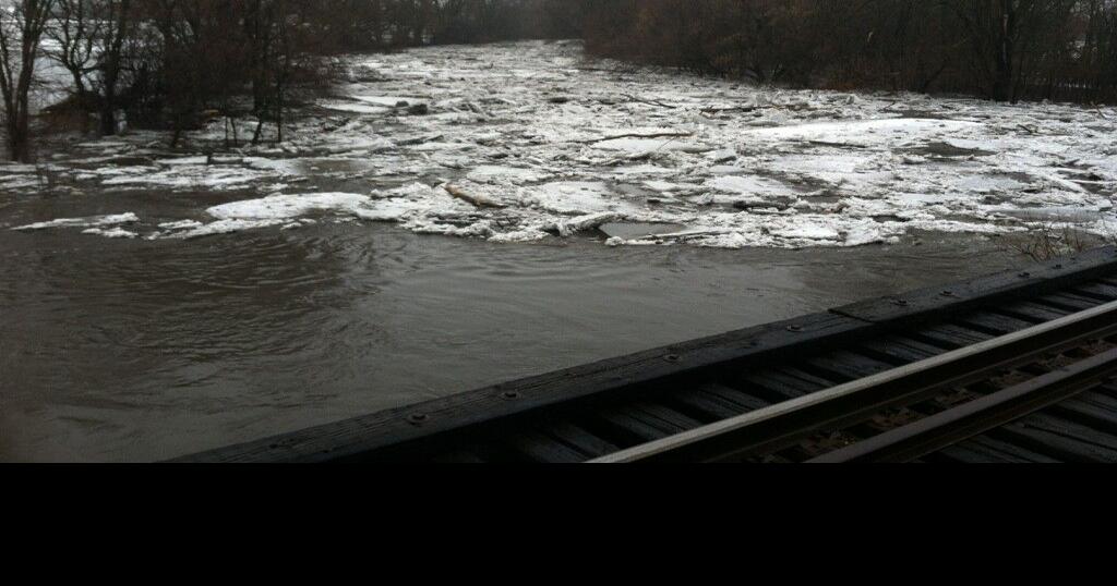 Rain, melting snow cause flooding | Local News | channel3000.com