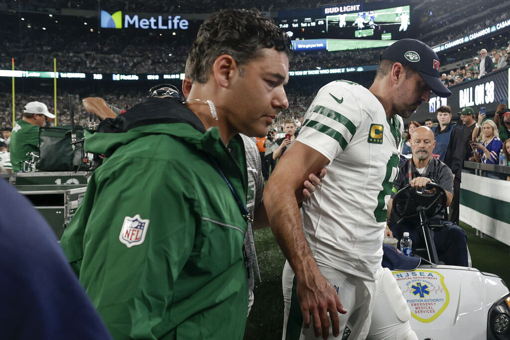 Does Turf Actually Cause More Injuries? Experts Weigh in on Aaron Rodgers  Achilles Tear