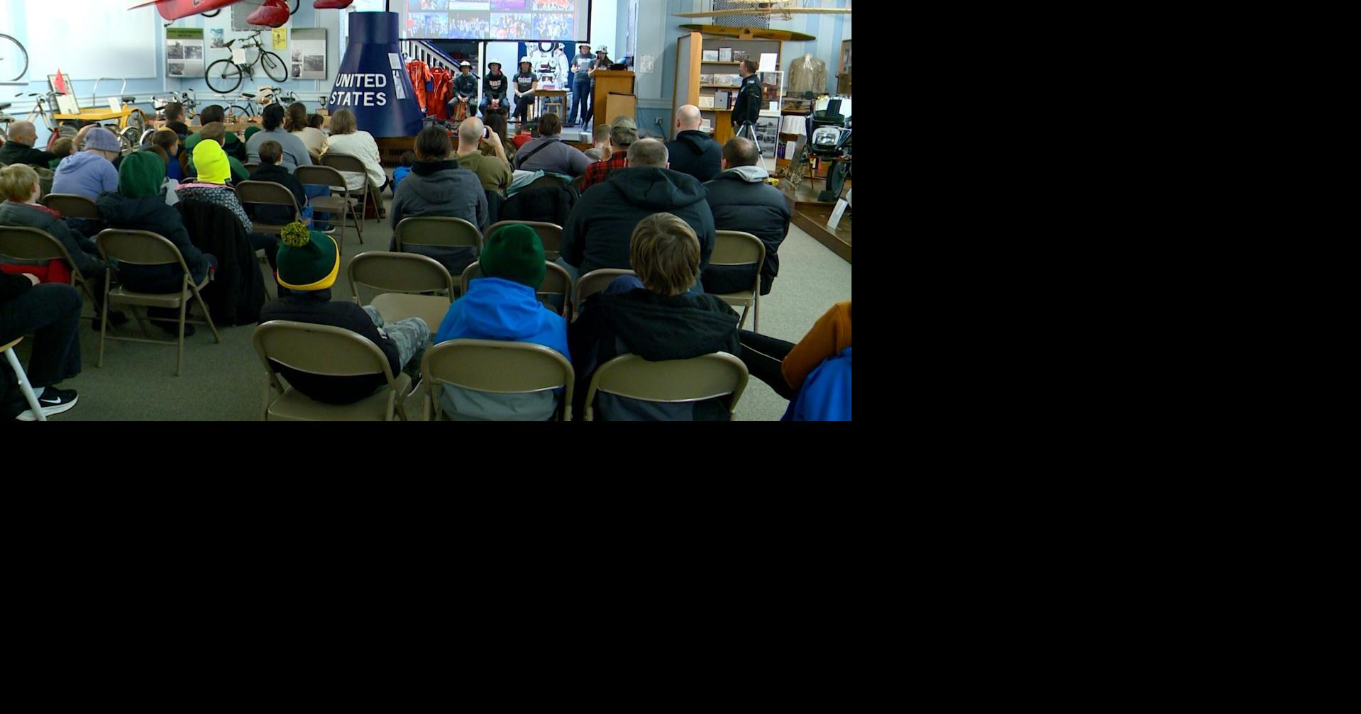 Wisconsin robotics team inspires young minds with LEGO demonstration