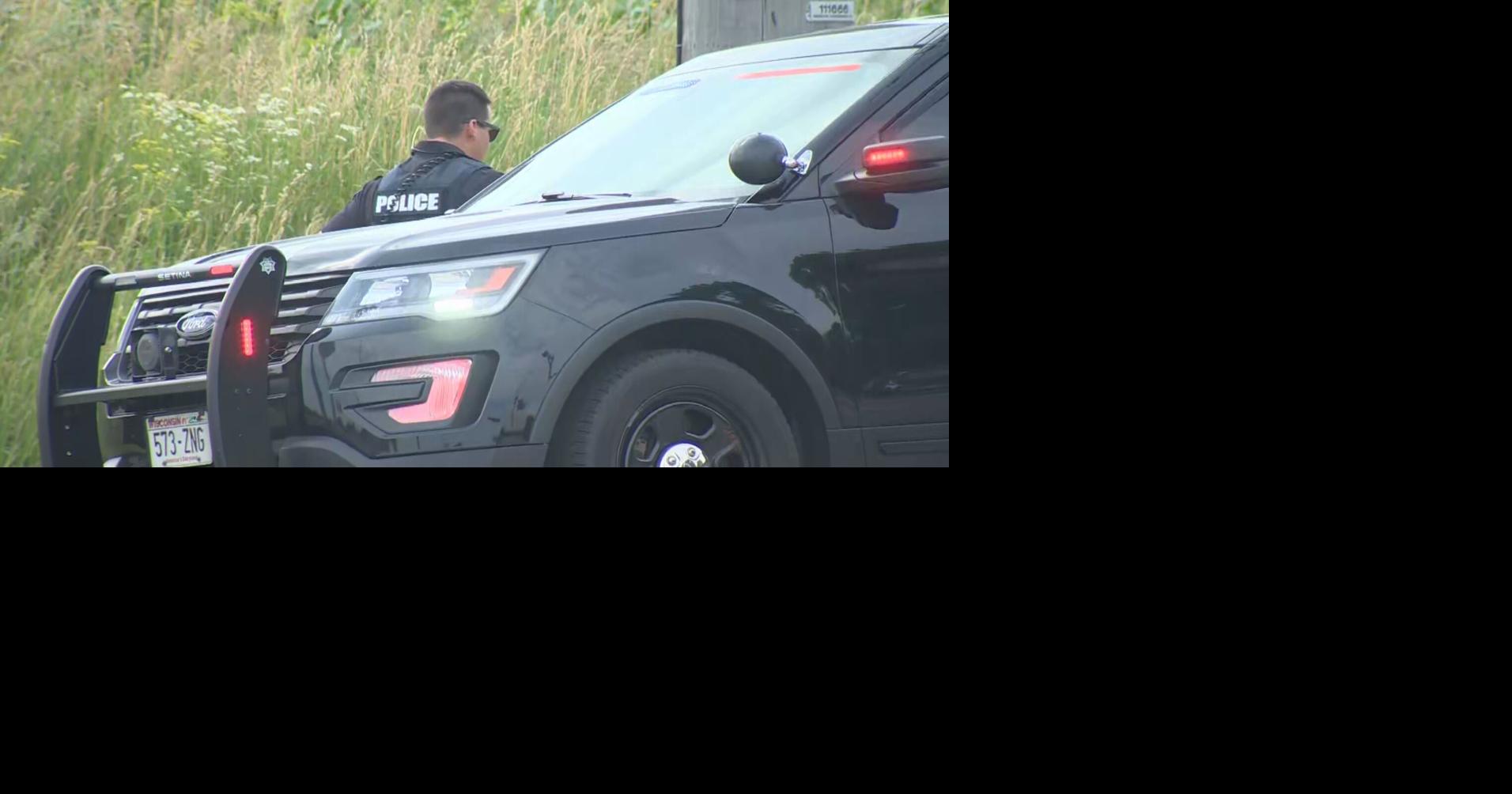 Police seize 2 guns, drugs and cash after stolen vehicle crash ...