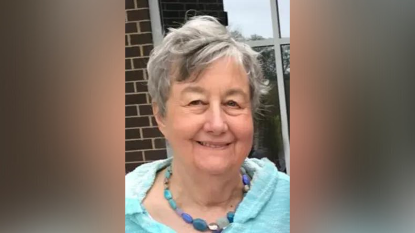 Karen E. MacIntyre Obituaries