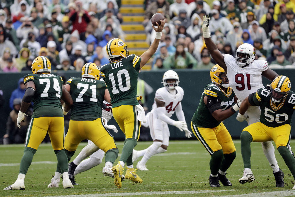 Packers' QB Love Dominates Cards With Full Complement Of Receivers ...