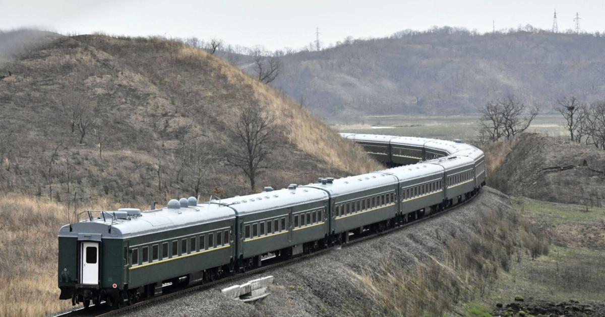 Kim Jong Un heads to Beijing in famous armored train used by ...