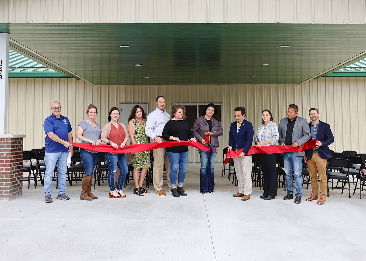 CN, Kansas Cherokee Community Organization cut ribbon on new community