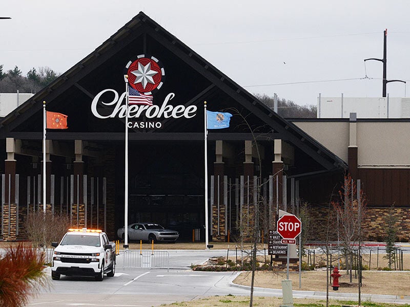 cherokee casino tennessee logo