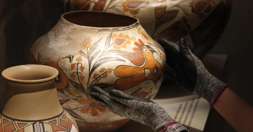 ancient indian pottery images