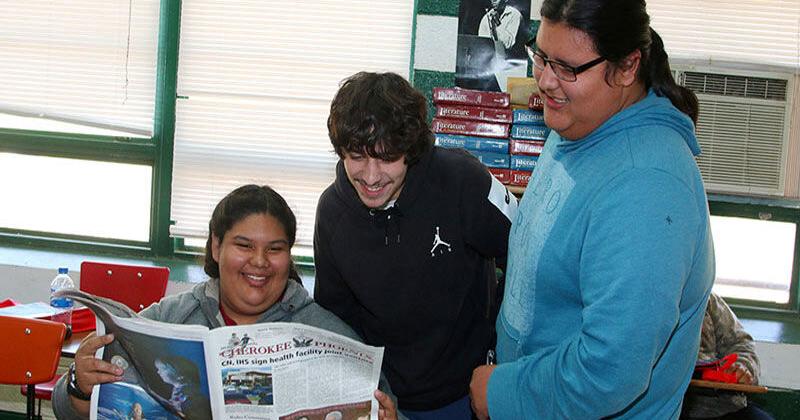 Cherokee Phoenix staff visits Cave Springs High School Education