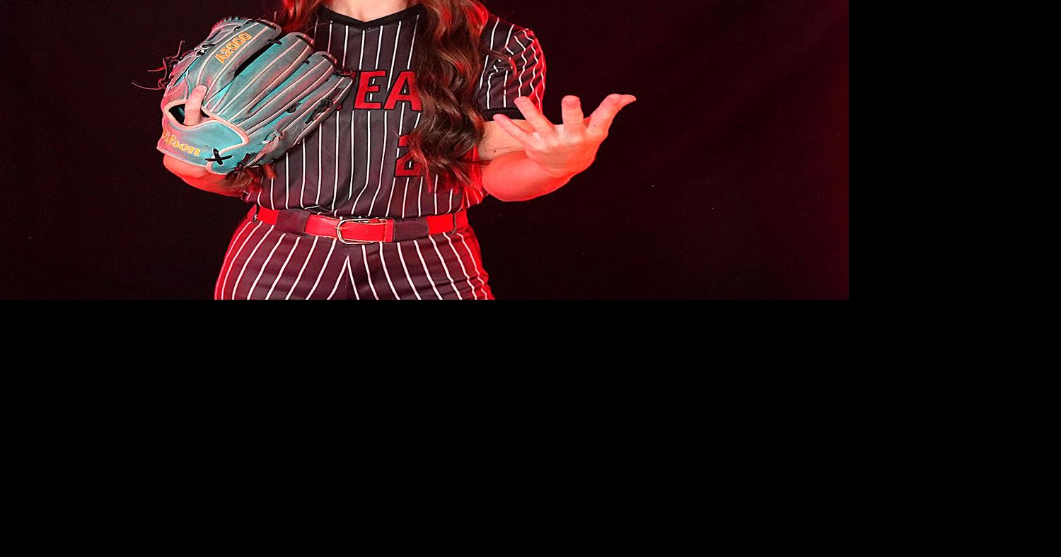 Hackler signs to play softball at Mississippi State