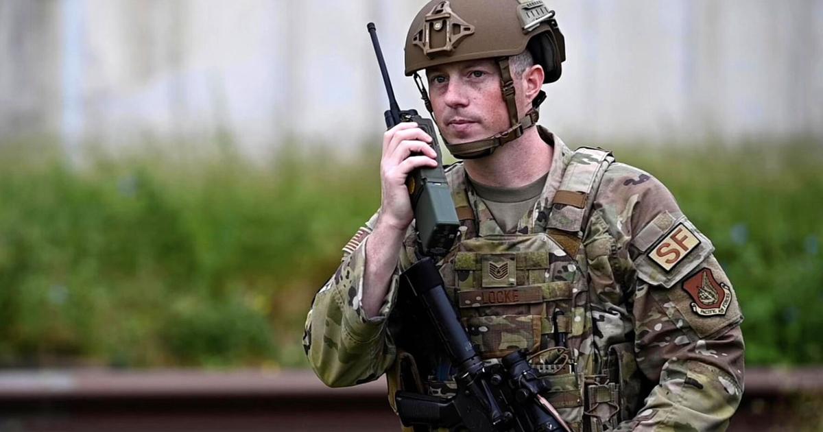 Cherokee Riflemen WE SERVED: Cherokee airman honored for his bravery in battle | People ...