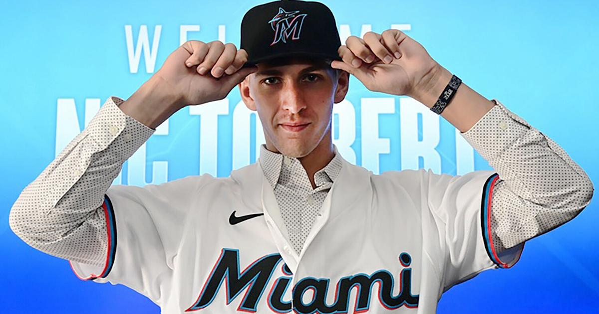 Teen baseball standout signs with Miami Marlins