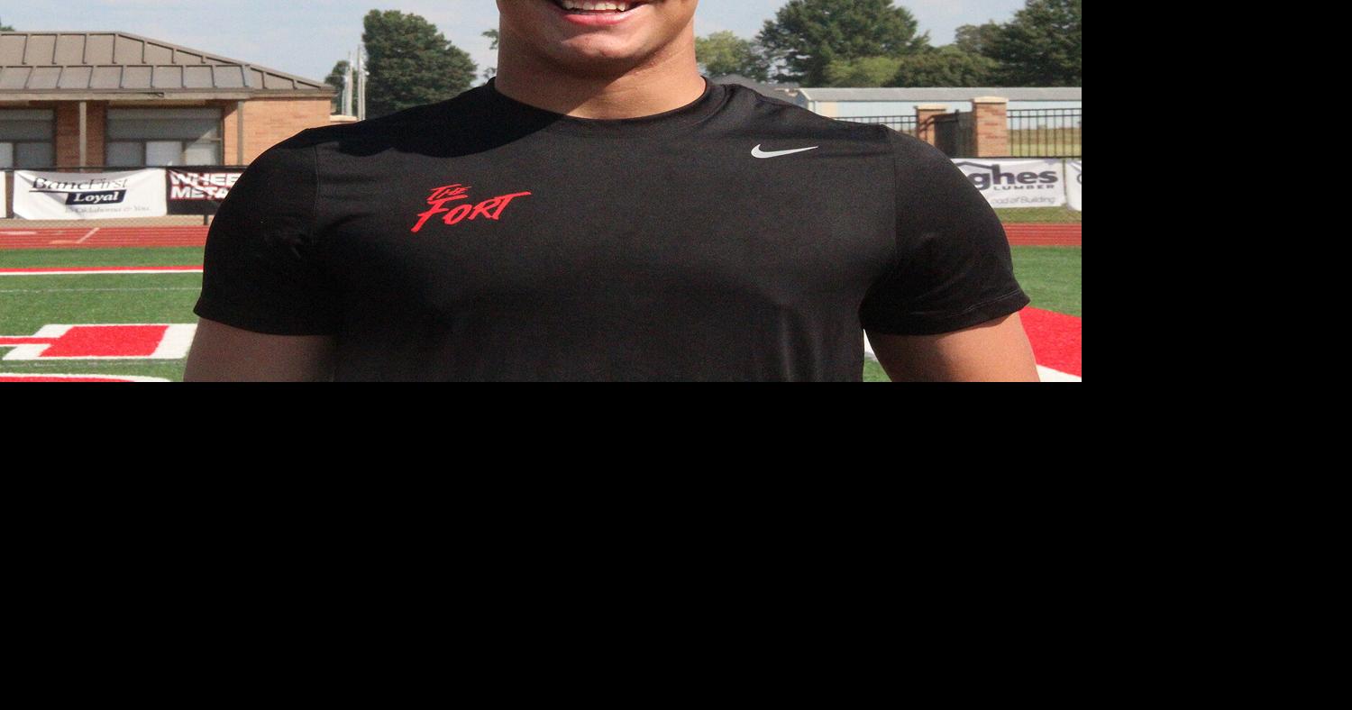 Hackett pursues football goals amid national attention | Sports ...