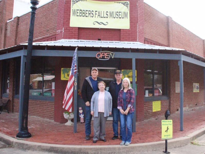Webbers Falls displays street signs in Cherokee language | News