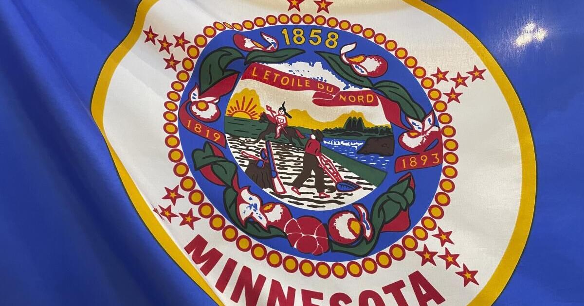 Minnesota seeks unifying symbol to replace state flag considered offensive to Native Americans - Vimarsana News