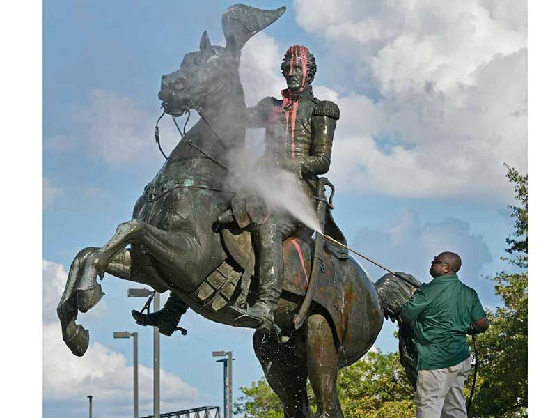 15 August 2009: A statue of a Jaguar in front of the Jacksonville