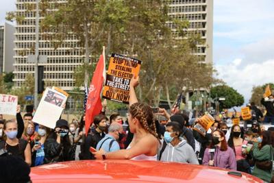 A nationwide outpouring: LA and Chicago unite in anti-ICE protests
