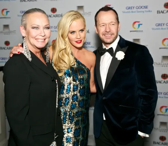 Interviewing fellow Playboy Playmate Jenny McCarthy and Donnie Wahlberg. (Candace Jordan photo)