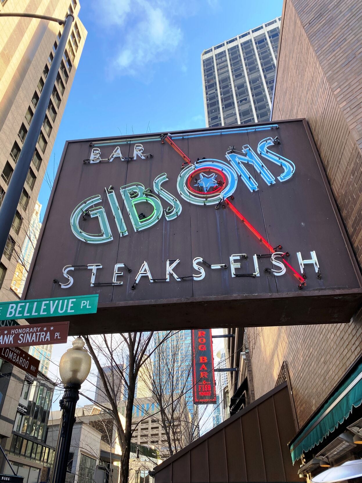 Gibsons Bar & Steakhouse, 1028 N. Rush, 312.266.8999. gibsonssteakhouse.com)