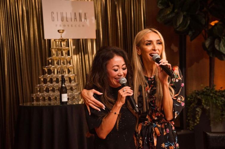 Janet Lee Mandell and Giuliana Rancic co-host a night of fashion and philanthropy at the Fairmont Chicago. (Photo courtesy of Kaleidoscope Vue Consulting)