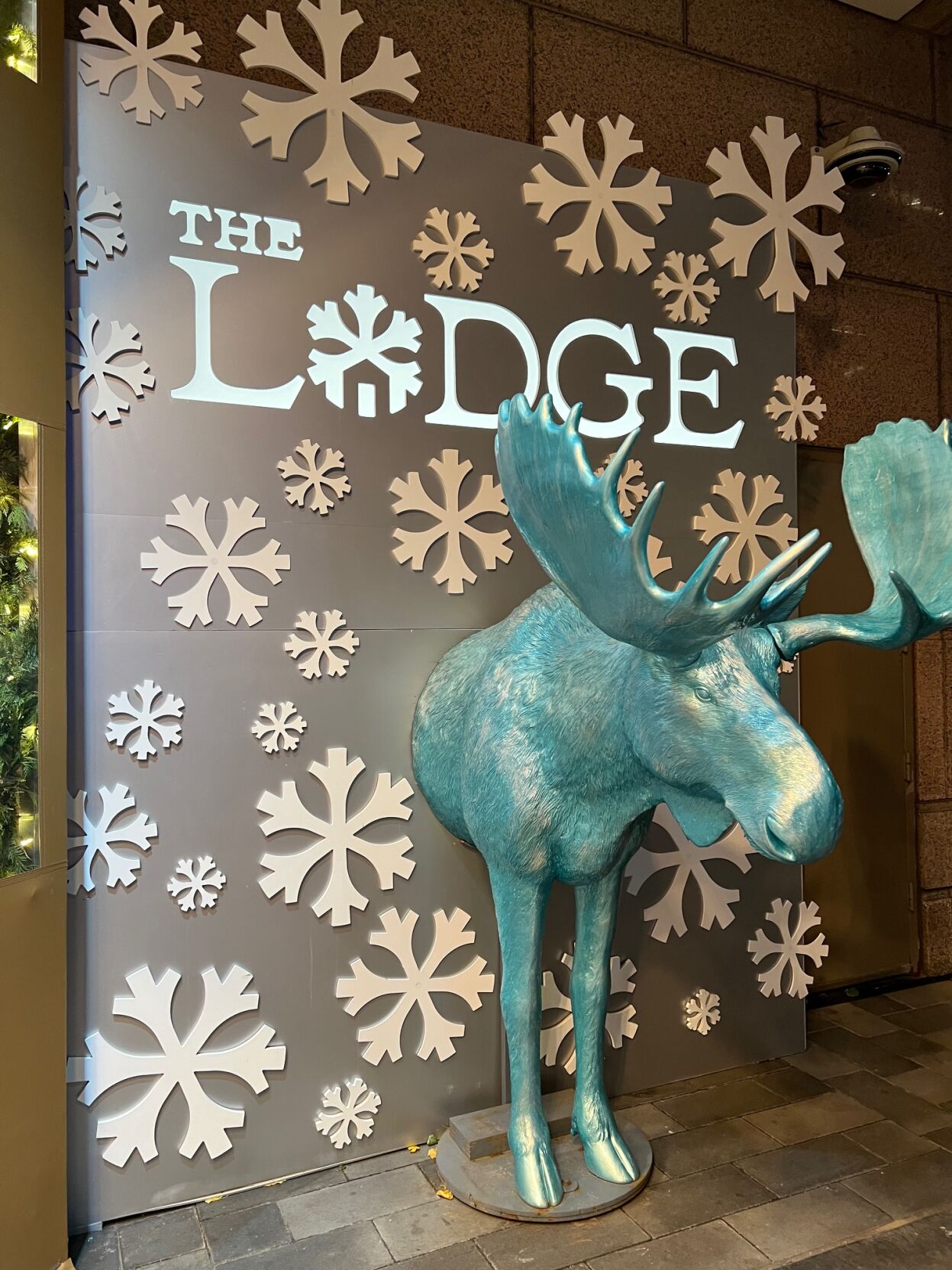 The after-party was hosted by Wintrust in the Lodge at the Fairmont Chicago. (Photo by Candace Jordan)
