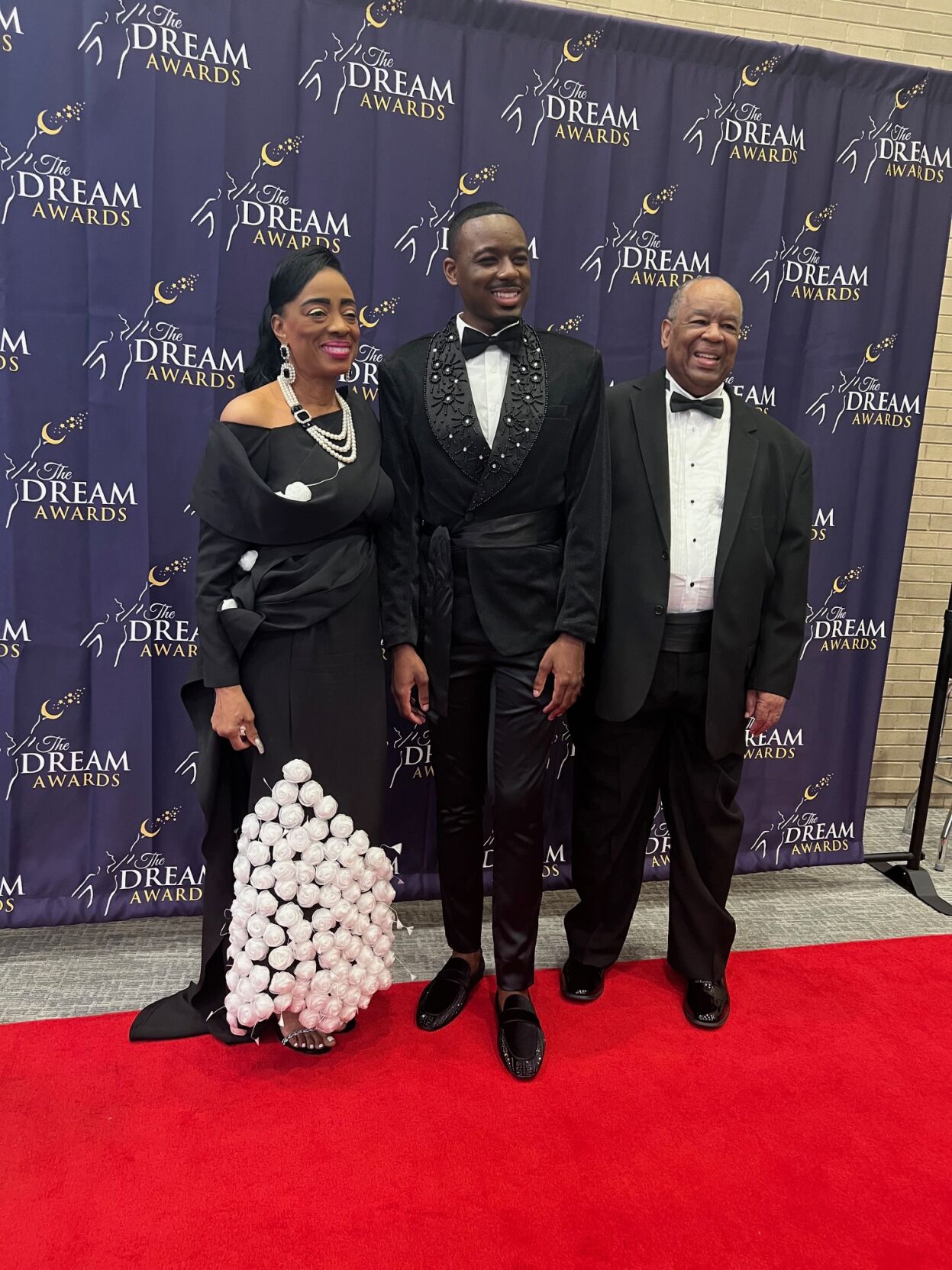 Glam Red Carpet guests. (Photo by Candace Jordan)