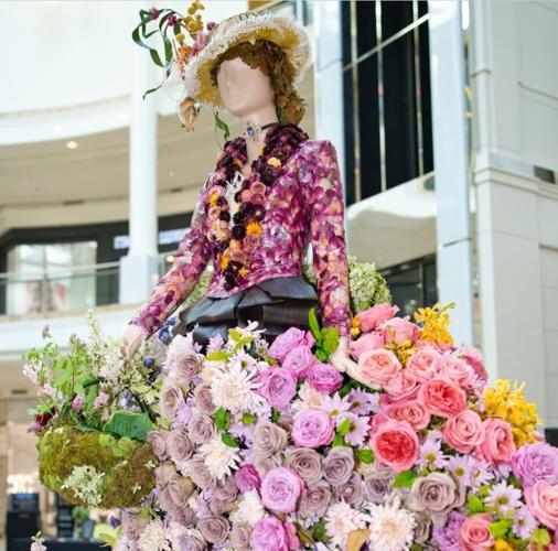 Fleur de Villes: Downton Abbey, a one-of-a-kind floral art exhibit coming to 900 Shops May 21-25