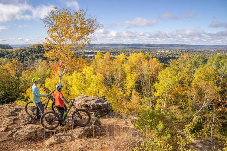 Discover Wisconsin’s La Crosse & Beloit, fall getaways for Chicagoans