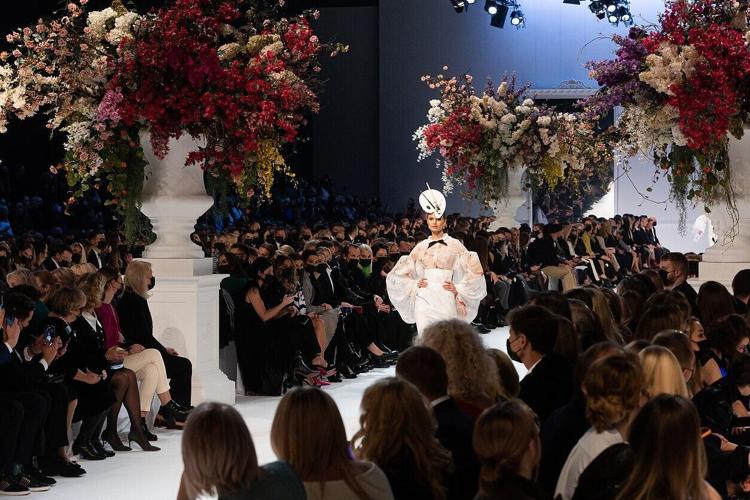 Juozas Statkevicius fashion runway show