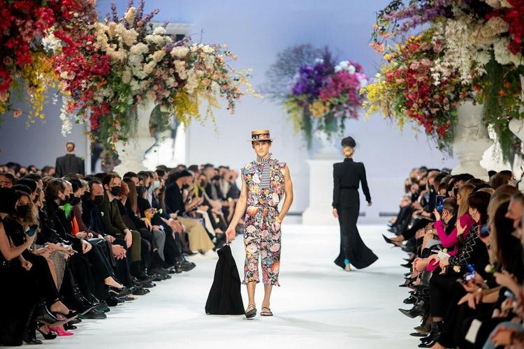 Juozas Statkevicius fashion runway show