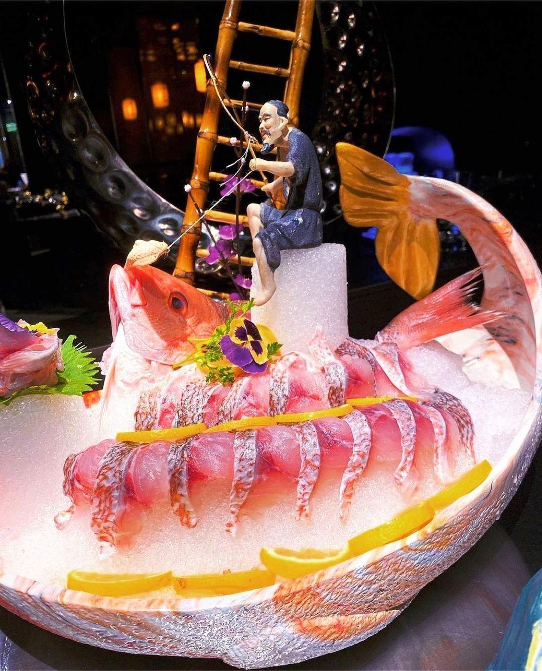 The X Pot, a futuristic new hot pot restaurant, opens with robot