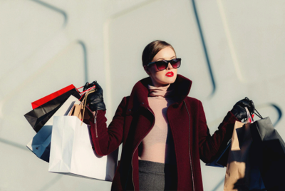Which stores are open for shoppers on Christmas Eve