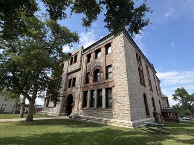 Lewis and Clark Courthouse