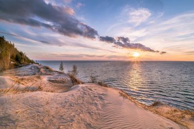 Fall in Love with Manistee