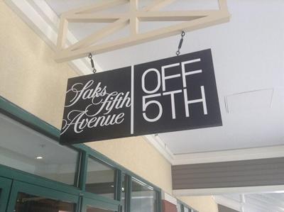 Saks bankruptcy closes Chicago stores