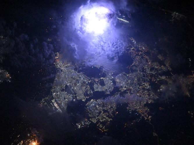 lightningsingapore_featured