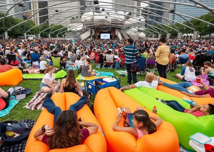 outdoor movies in Chicago