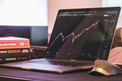 Stocks: UnitedHealth falls, Coinbase soars, Tesla and Boeing gain, Hertz drops