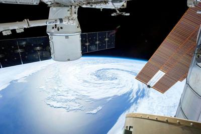 Trump plans phase out FEMA post 2025 hurricane season to shift funds to states
