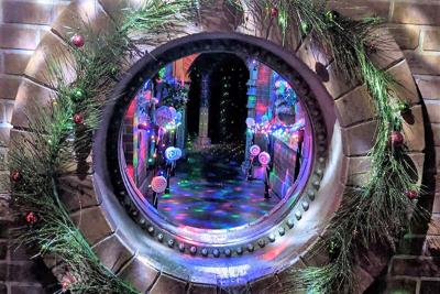 A peek inside the Holly Maze at Navy Pier.