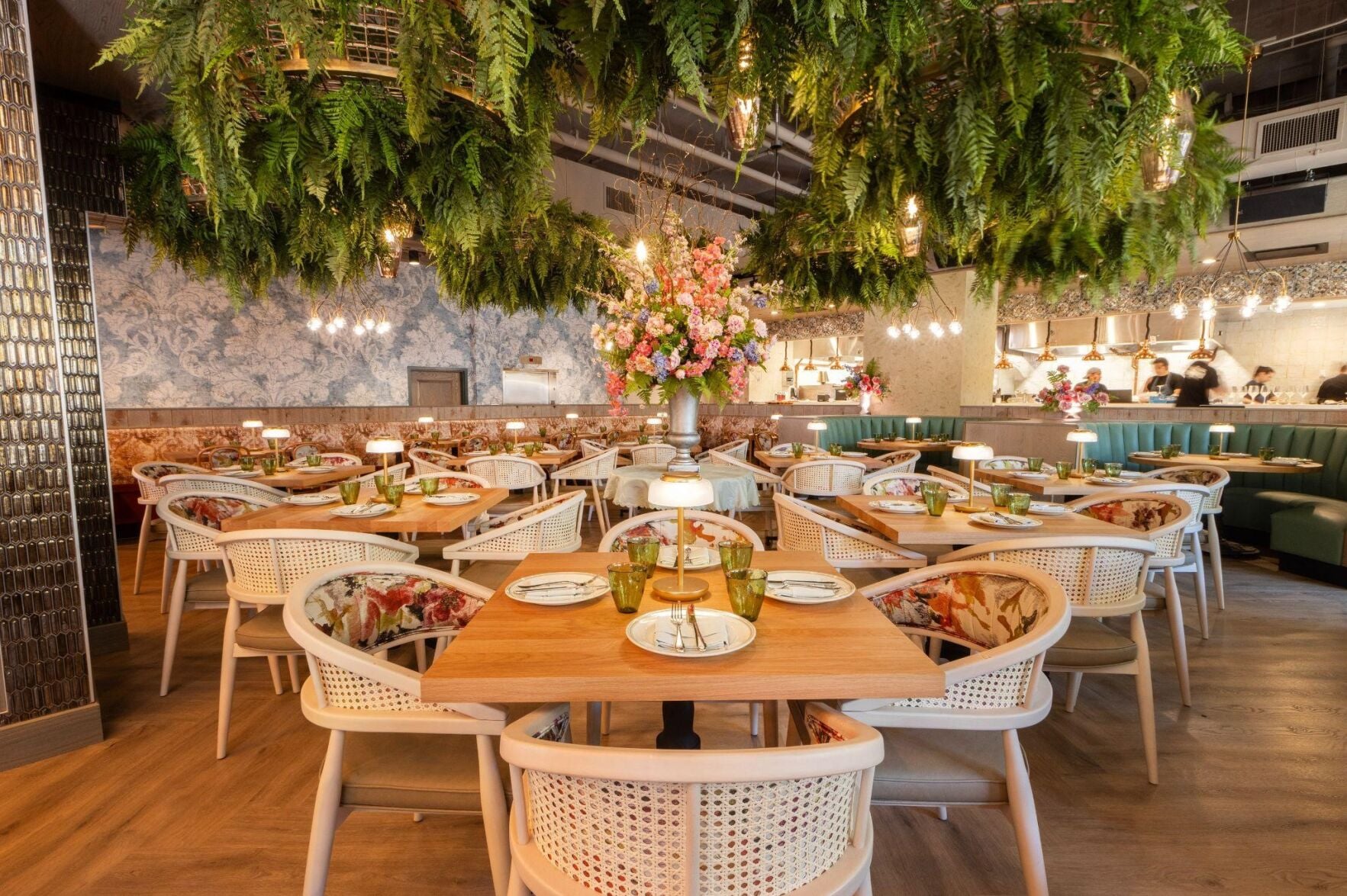 La Serre brings coastal French-Mediterranean cuisine to Fulton Market