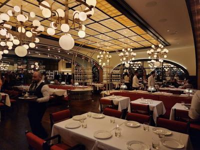 Le Select hosted its opening party January 25 in River North.