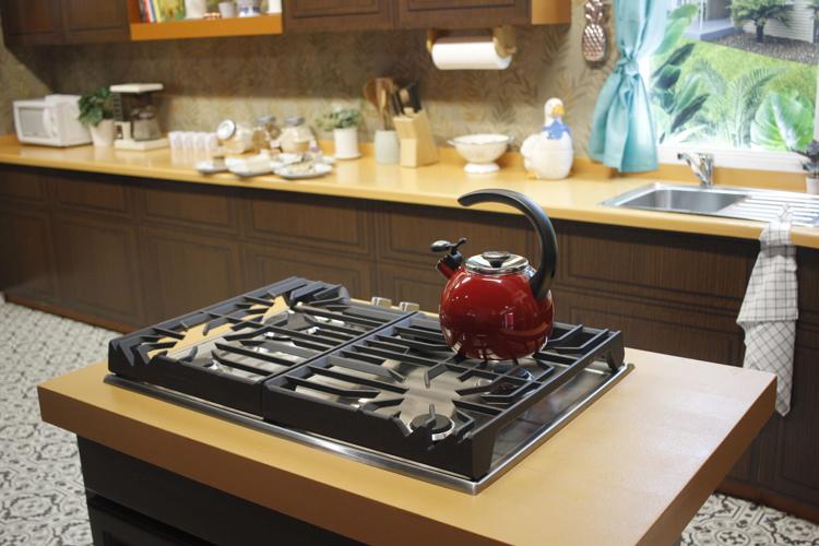 The Golden Girls Kitchen Pops Up in Chicago (4)