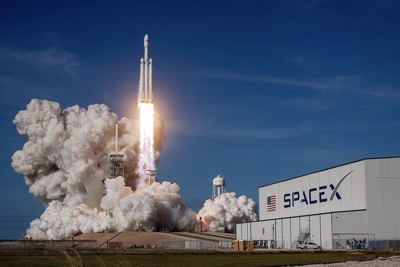 SpaceX gets ready to launch trading and rocket June 12