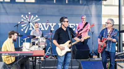 So many great end-of-summer offerings at Navy Pier, including Live on the Lake! every weekend.