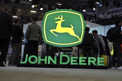 BIZ-JOHN-DEERE-RIGHT-TO-REPAIR-FILEPIC-GET