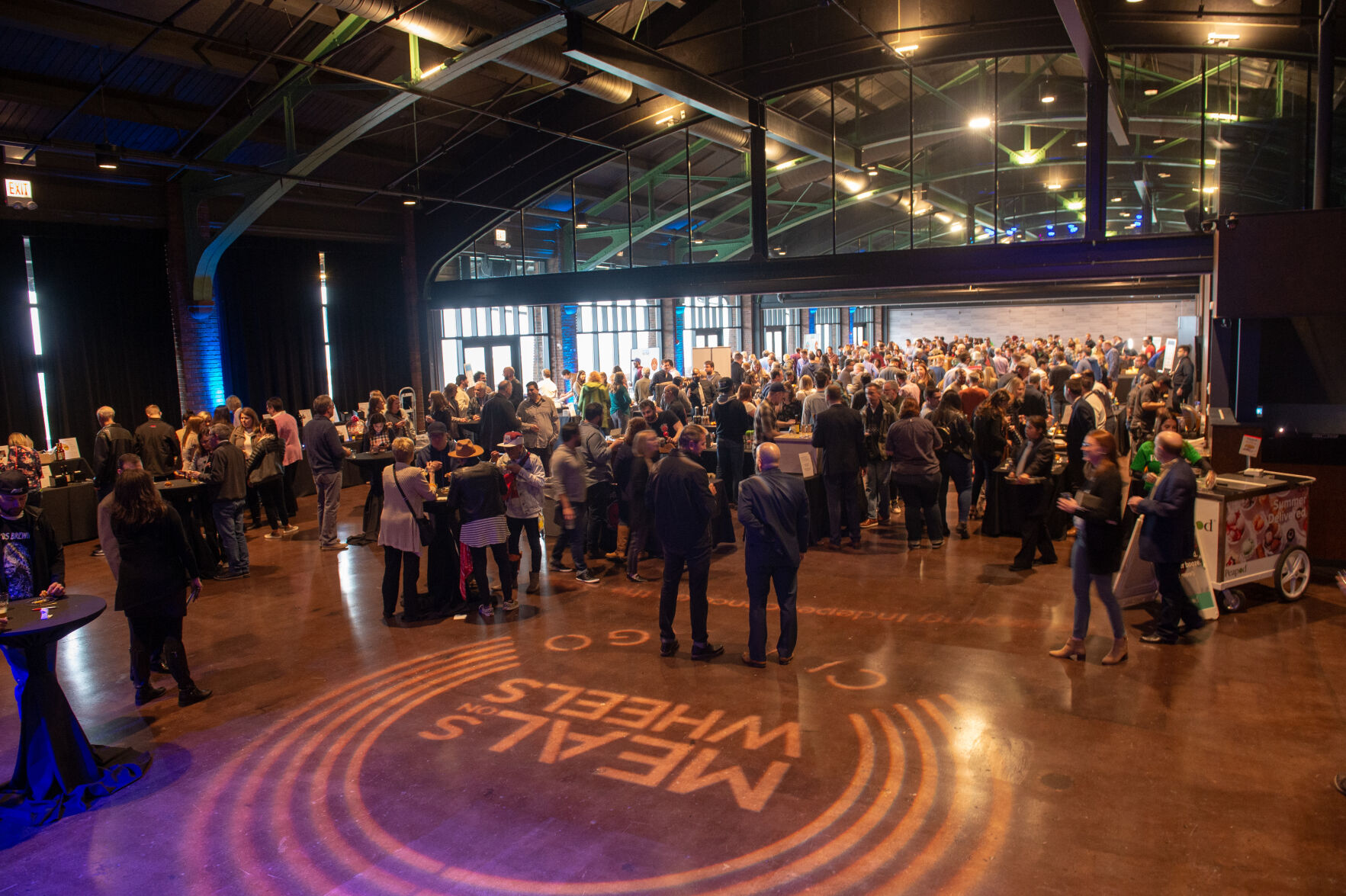 chicago on tap 2019 crowd.jpg