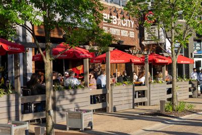 Patio Dining at Bub City in Rosemont's Parkway Bank Park.