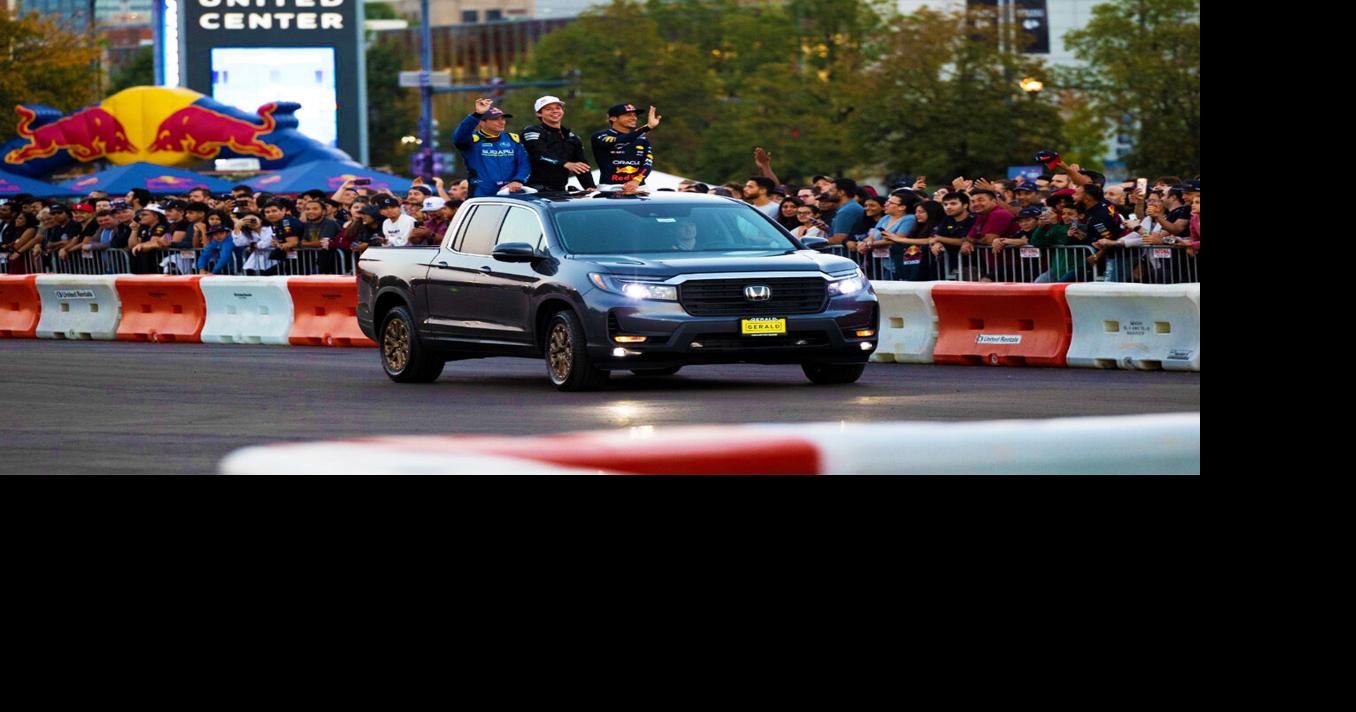 Red Bull Showrun speeds into United Center | | chicagostarmedia.com