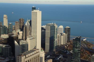 Historic Chicago Loop tower’s price nose dives, listed for $11M after $64M purchase in 2019