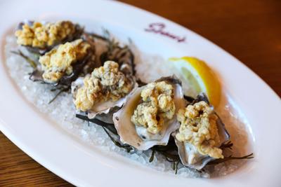 Under the sea: Shaw's Crab House Oyster Festival