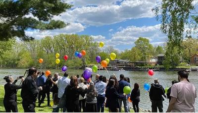 Lighten, a Chicago-based company, provides uplifting memorial services.